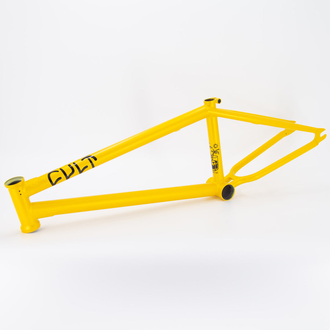 CultShortyICFrameRicanyYellow_